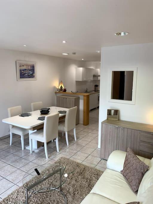 Appartement Cosy Lons - Montmorot Eksteriør billede